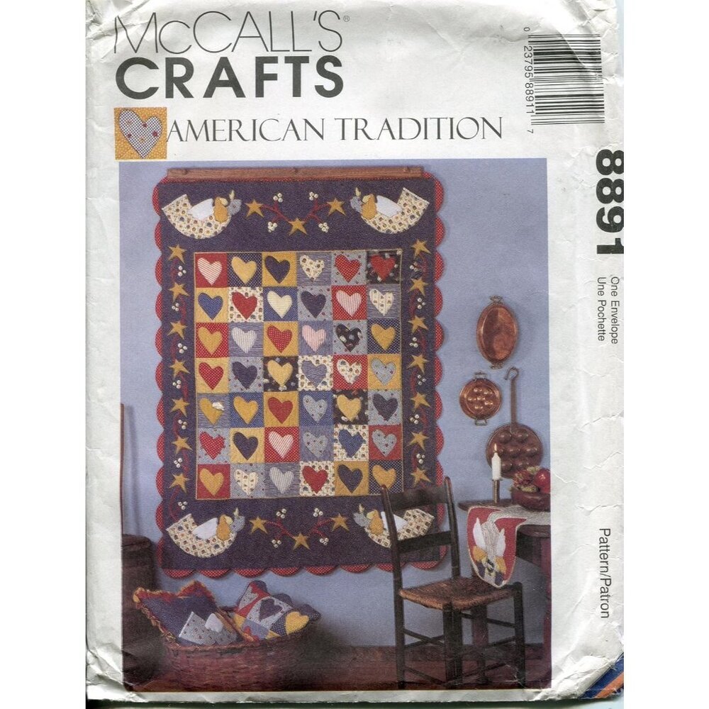 McCalls 8891 American Tradition Craft Pattern For Quilts Wall Hangings Stockings